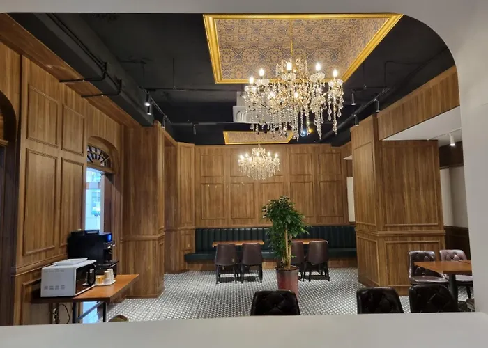 Angel Hotel