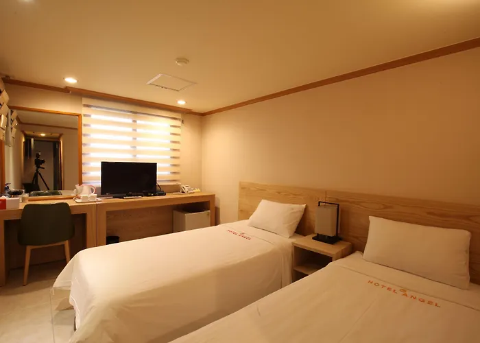 Angel Hotel