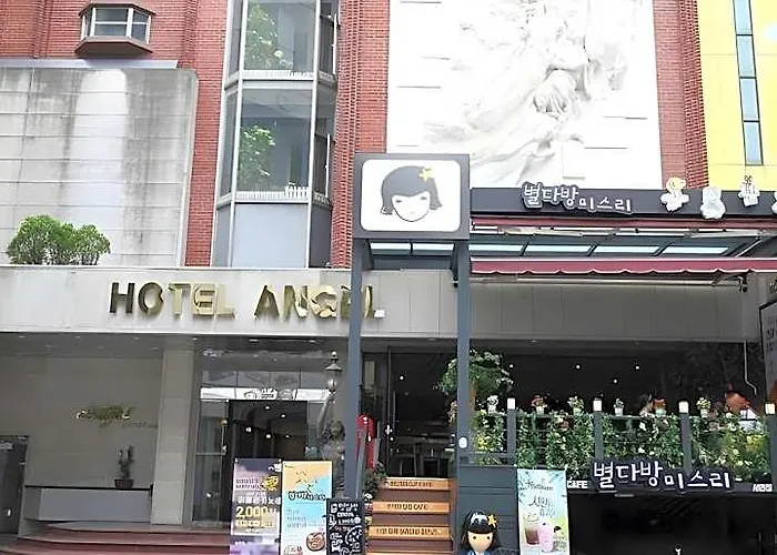 Hotel Angel 3*